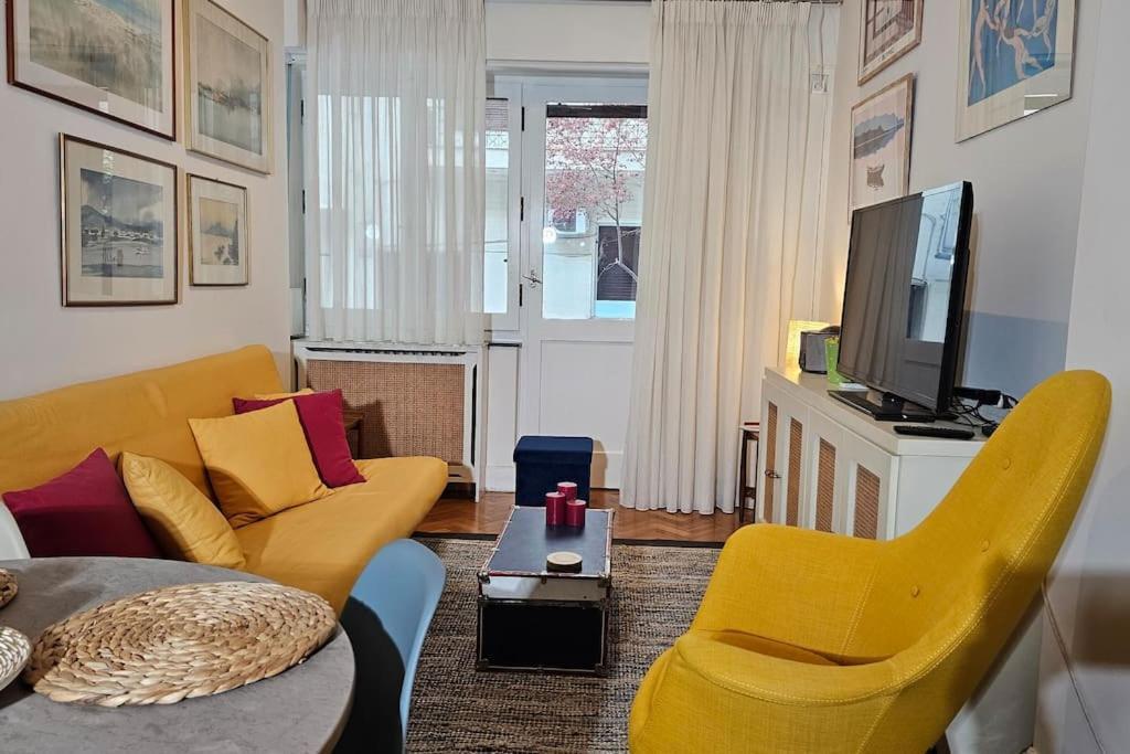 Artistico Two-Bedroom Apartment In Kolonaki Athen Exterior foto